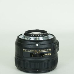 Nikon AF-S NIKKOR 50mm f/1.8G Nikon AF-S NIKKOR 50mm f/1.8G