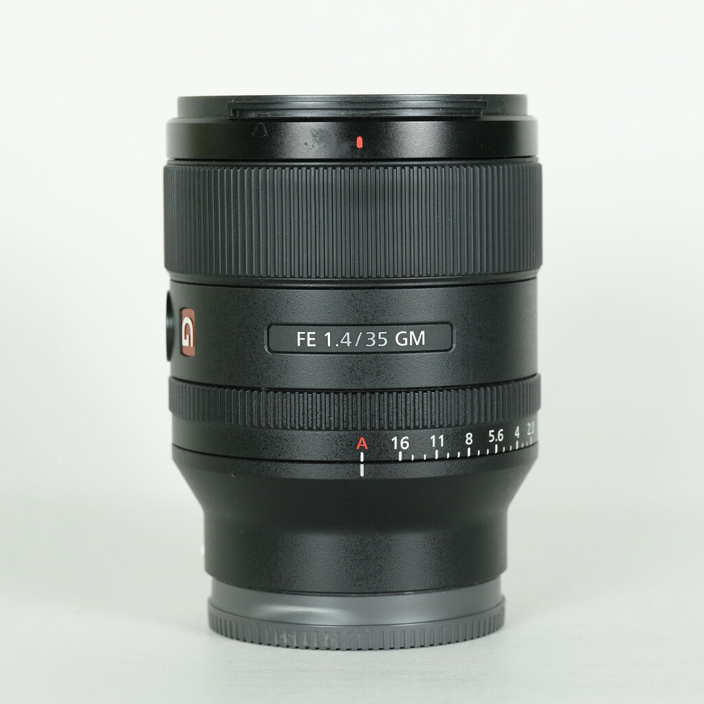 FE 35mm F1.4 GM SEL35F14GM 中古価格比較 - 価格.com