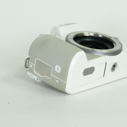 Canon EOS Kiss M