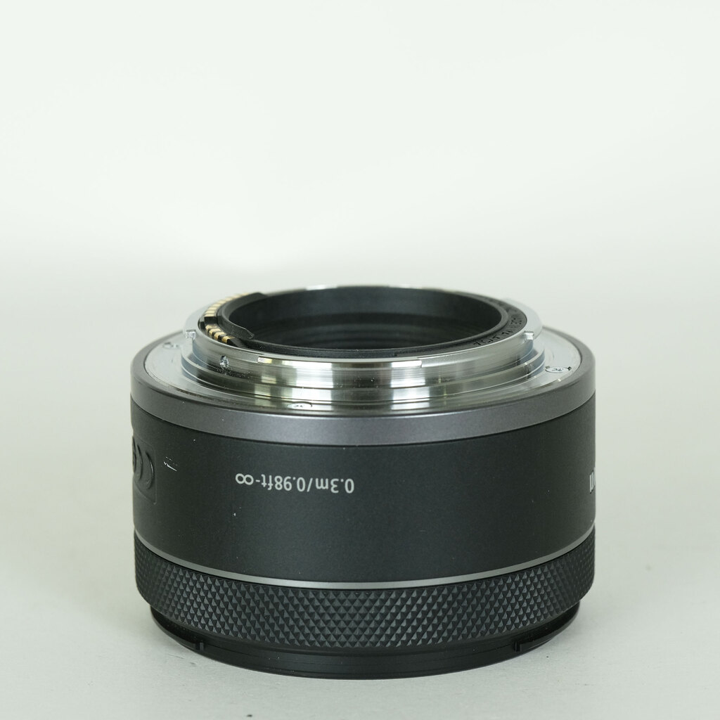Canon RF50mm F1.8 STM