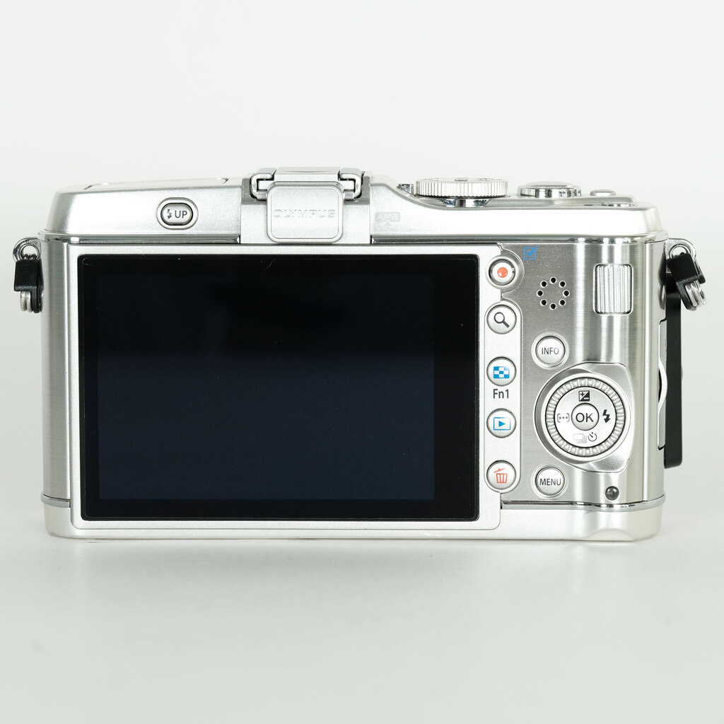 OLYMPUS PEN E-P3 ボディ シルバー