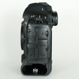 Canon EOS-1D X Mark II