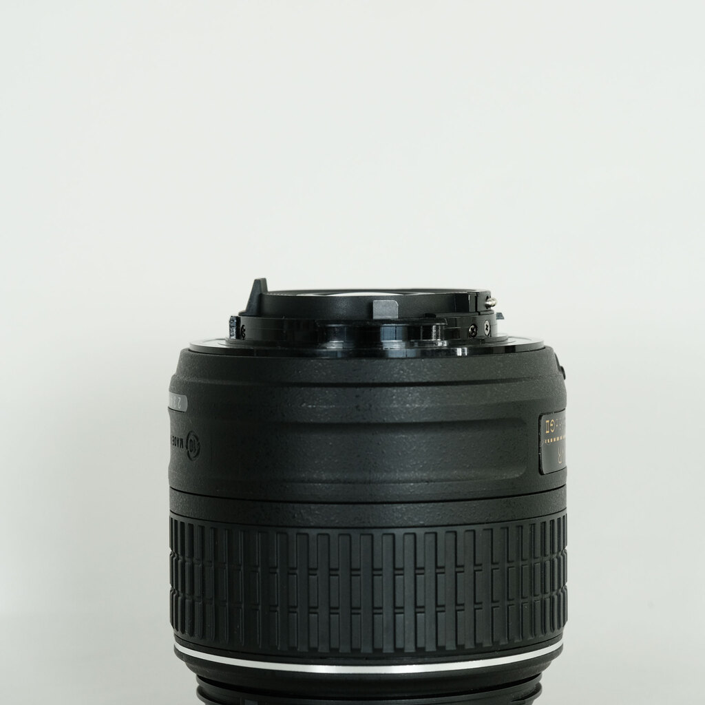 Nikon AF-S DX NIKKOR 18-55mm f3.5-5.6G VR II