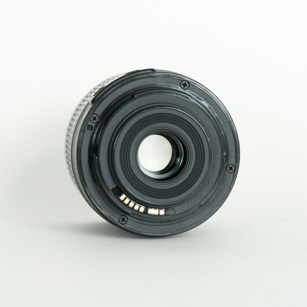 Canon EF-S18-55mm F3.5-5.6 IS STM