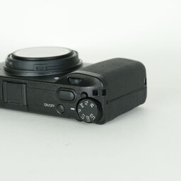 RICOH GR IIIx