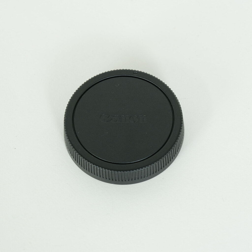 Canon EF-M28mm F3.5 マクロ IS STM