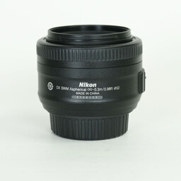 Nikon AF-S DX NIKKOR 35mm f/1.8G