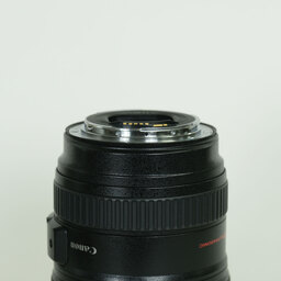 Canon EF24-105mm F4L IS USM Canon EF24-105mm F4L IS USM