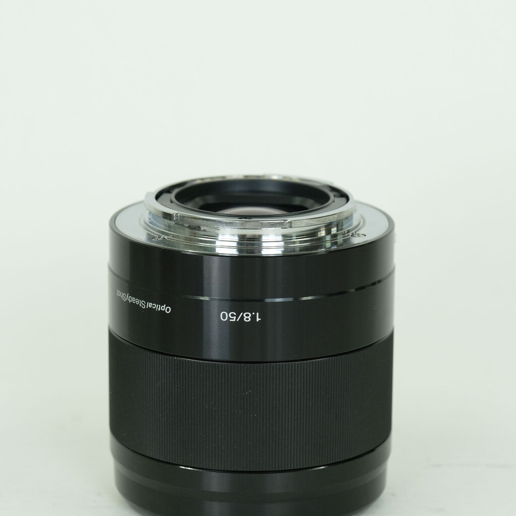 SONY E 50mm F1.8 OSS SEL50F18 SONY E 50mm F1.8 OSS SEL50F18