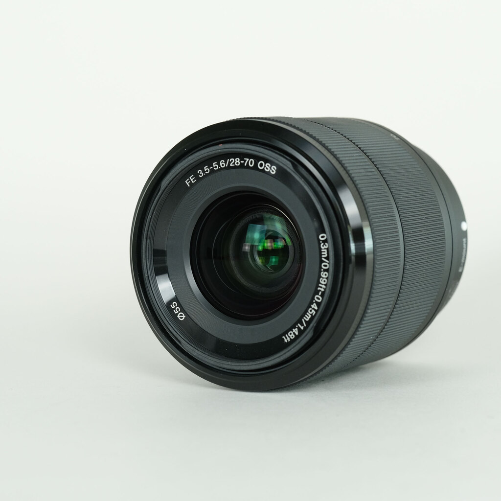 SONY FE 28-70mm F3.5-5.6 OSS SEL2870 SONY FE 28-70mm F3.5-5.6 OSS SEL2870