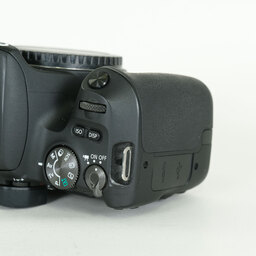 Canon EOS Kiss X9