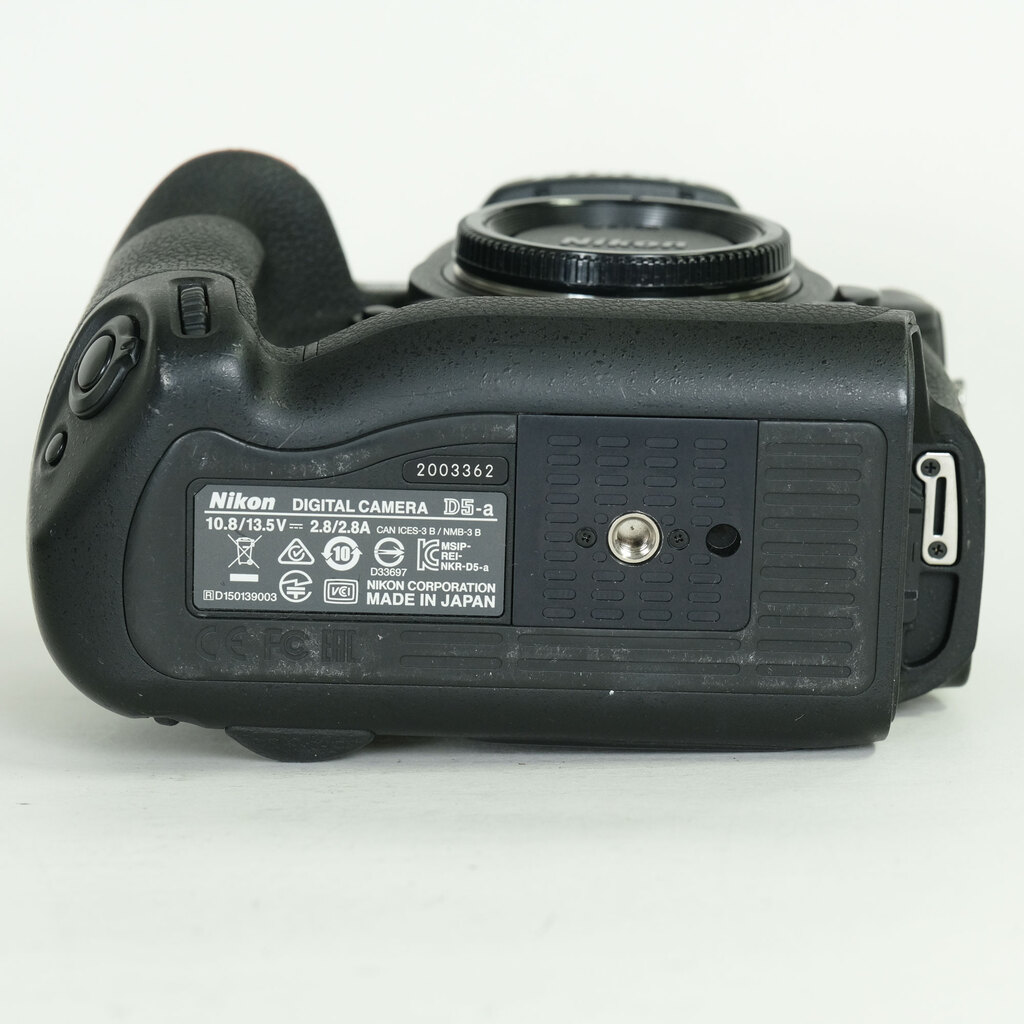 Nikon D5
