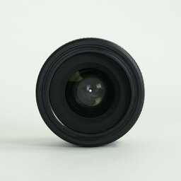 Nikon AF-S DX NIKKOR 35mm f/1.8G Nikon AF-S DX NIKKOR 35mm f/1.8G