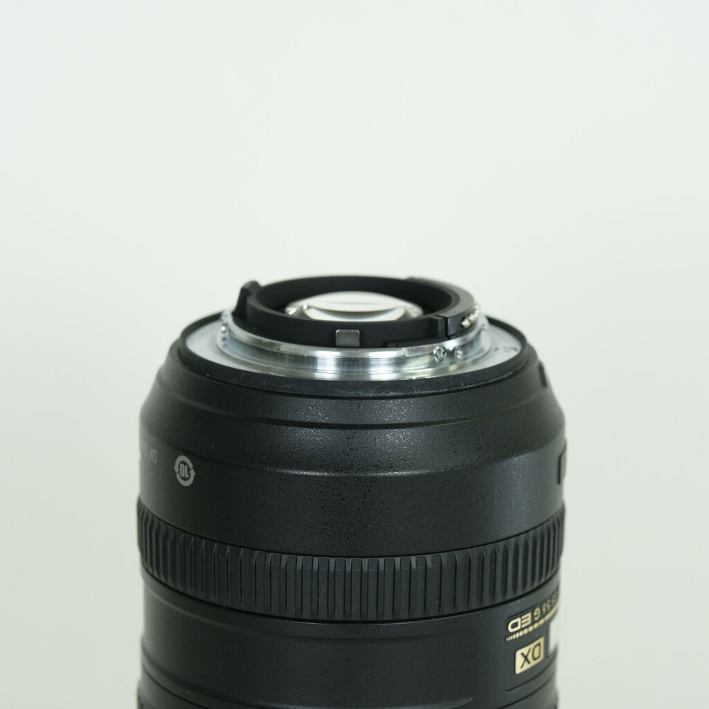 Nikon AF-S DX VR Zoom-Nikkor 18-200mm F3.5-5.6G IF-ED