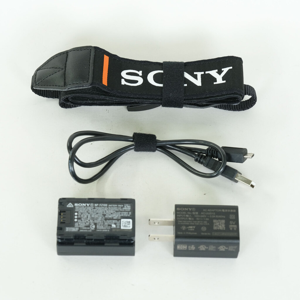 SONY α7 III（ILCE-7M3）の出品 | ONE SCENE（ワンシーン）