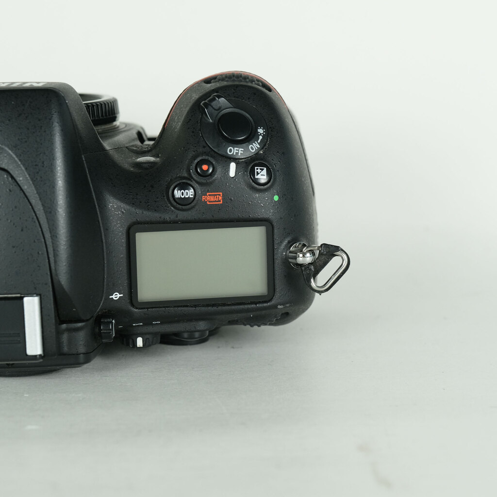 Nikon D800Eの出品 | ONE SCENE（ワンシーン）