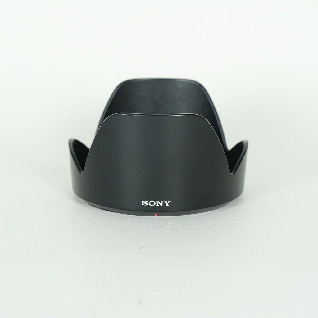 SONY E18-200mm F3.5-6.3 OSS SEL18200