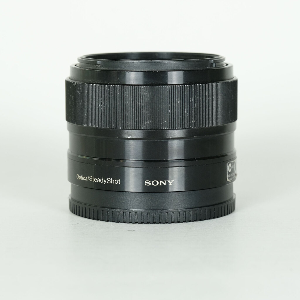 SONY E 35mm F1.8 OSS SEL35F18