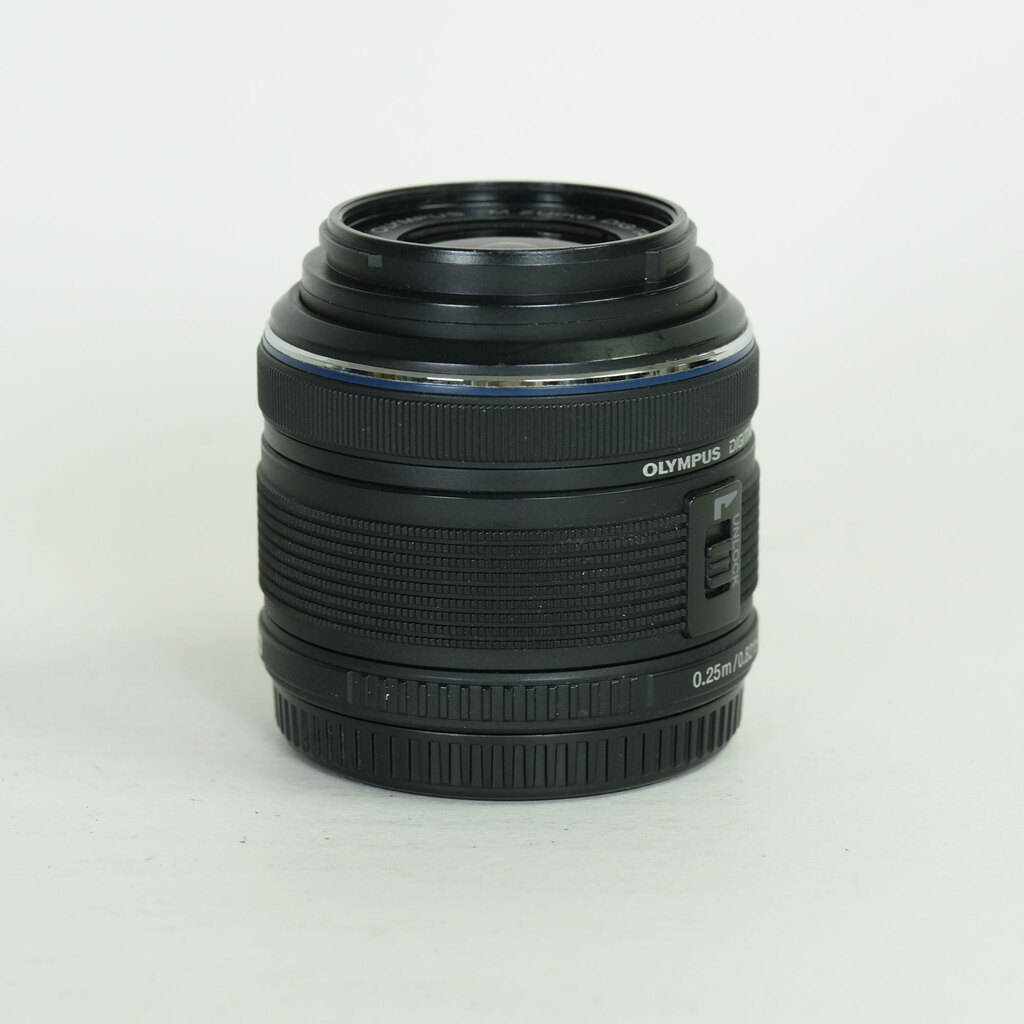 OLYMPUS M.ZUIKO DIGITAL 14-42mm F3.5-5.6IIR ブラック