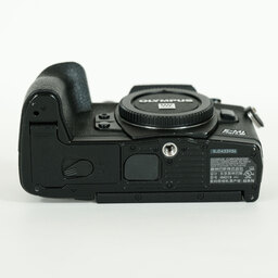 OLYMPUS OM-D E-M1 Mark III