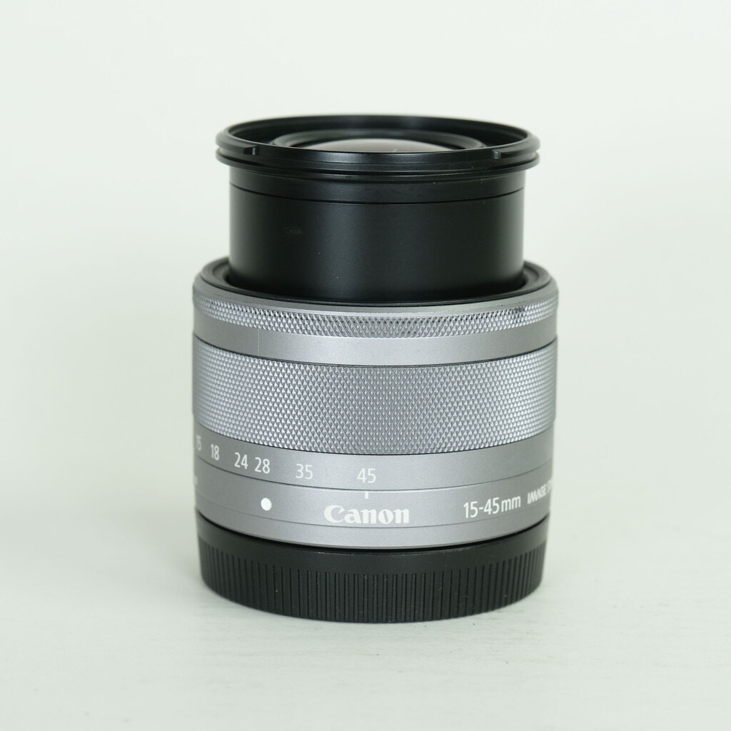 Canon EF-M15-45mm F3.5-6.3 IS STM