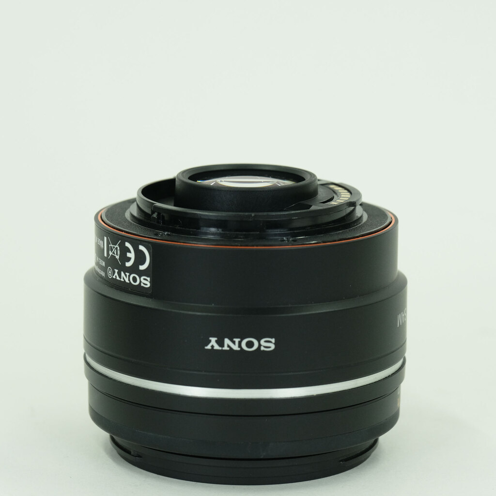 SONY DT 35mm F1.8 SAM SAL35F18 SONY DT 35mm F1.8 SAM SAL35F18