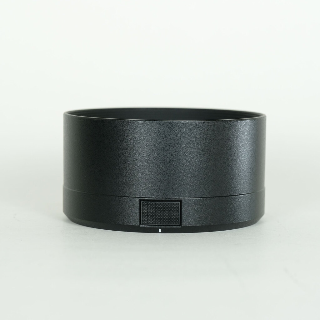 Panasonic LUMIX S 50mm F1.8 Panasonic LUMIX S 50mm F1.8