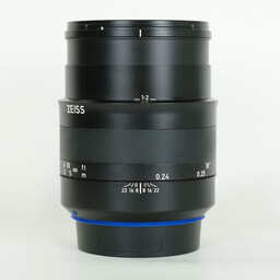 Carl Zeiss Milvus 50mm F2 M ZE [キヤノンEF用]