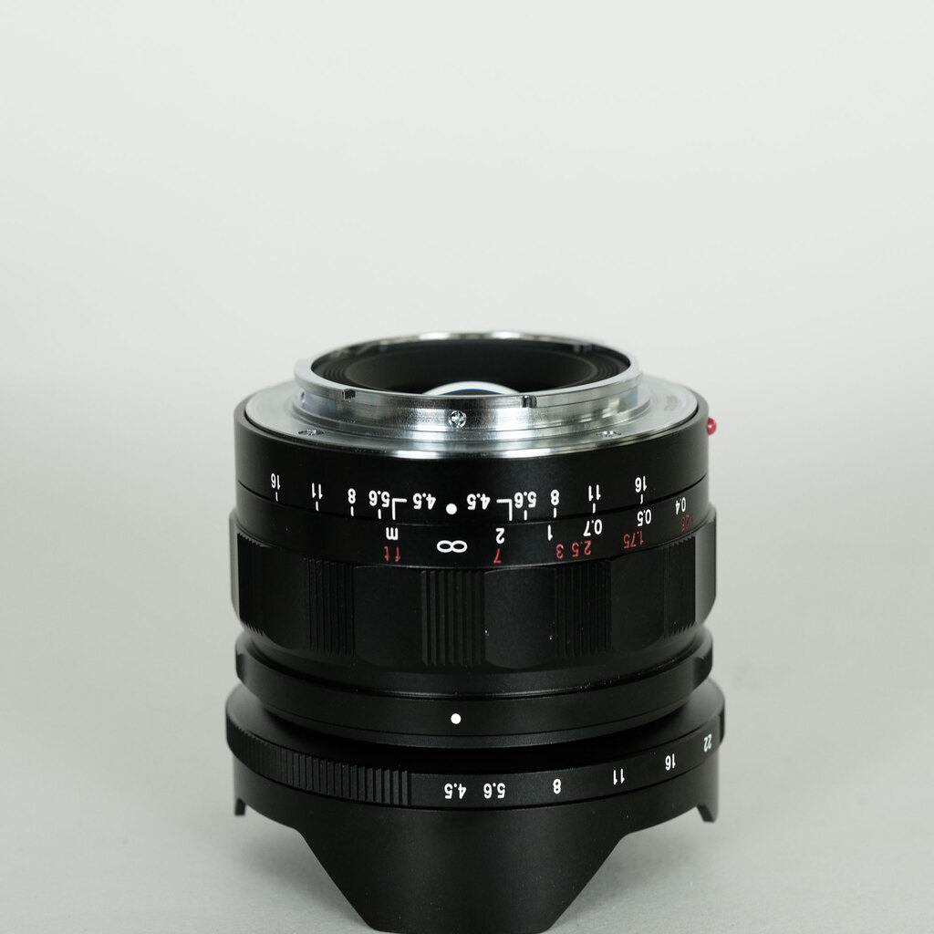 Voigtlander SUPER WIDE-HELIAR 15mm F4.5 Aspherical III E-mount (ソニーE用)
