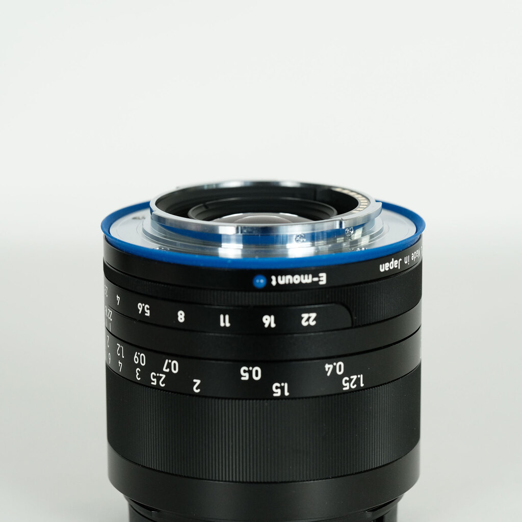 Carl Zeiss Loxia 2/35 [ソニーE用]