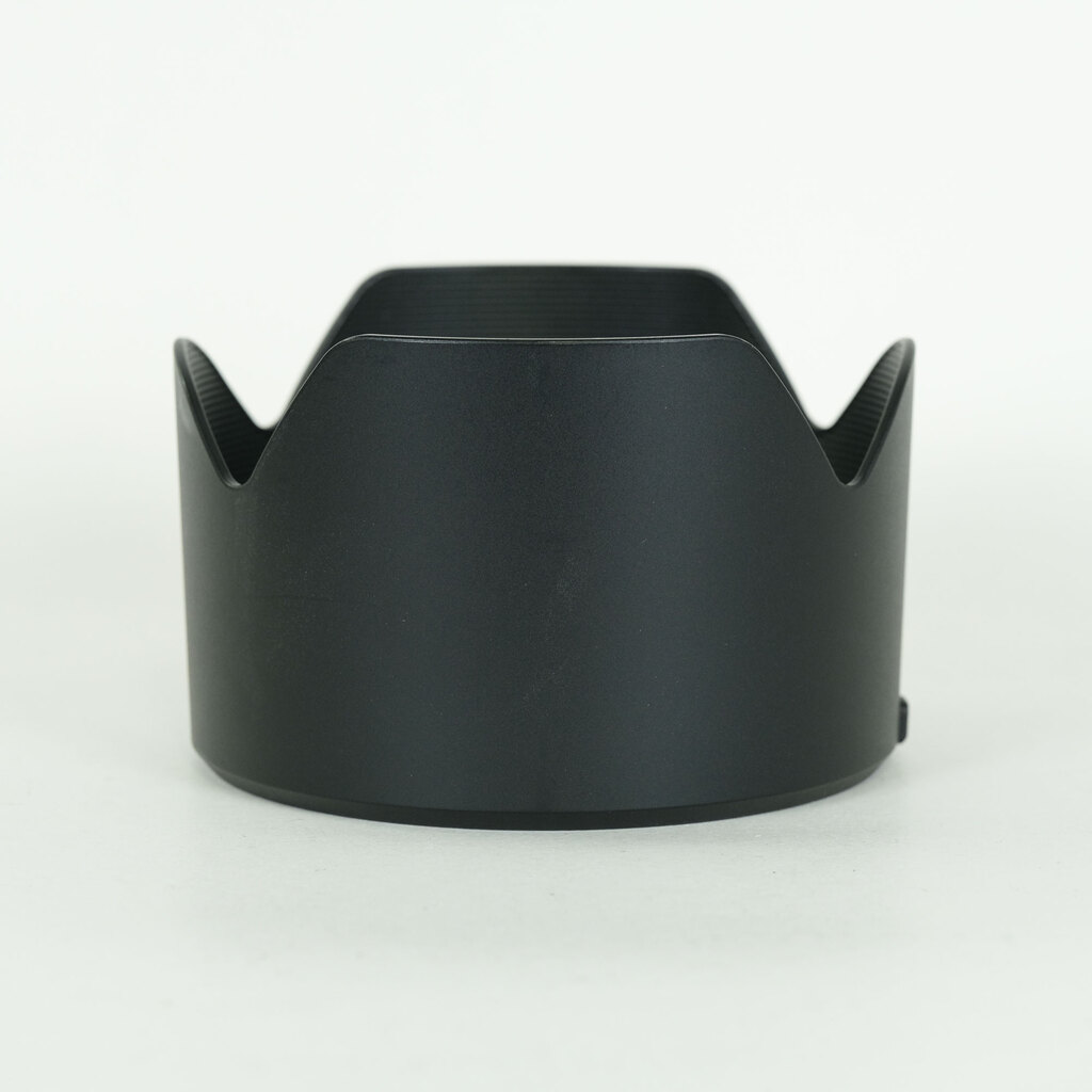 Canon RF50mm F1.2 L USM Canon RF50mm F1.2 L USM