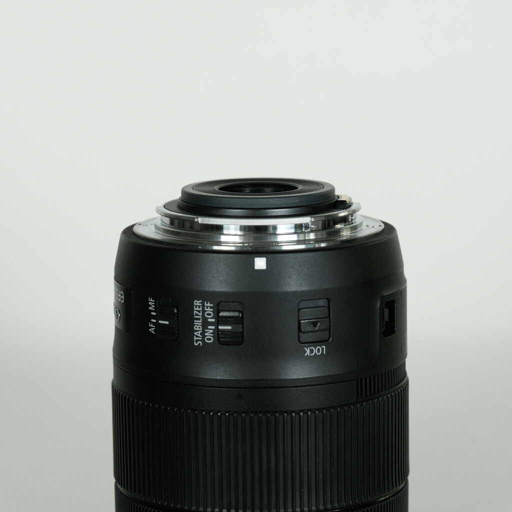Canon EF-S18-135mm F3.5-5.6 IS USM