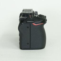 Nikon Z30