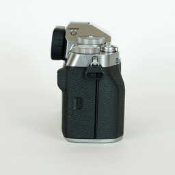 FUJIFILM X-T5 FUJIFILM X-T5