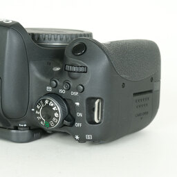 Canon EOS Kiss X8i