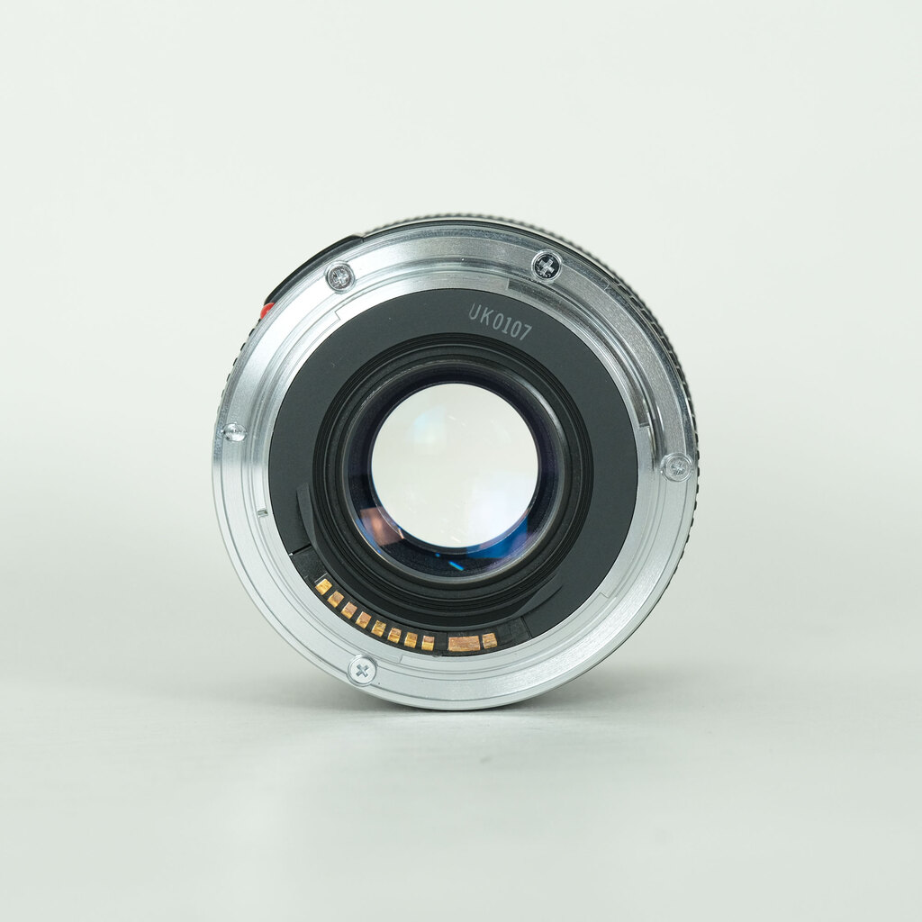 キャノン マクロレンズ EF50mm F2.5 廃盤商品 Canon EF50mm F2.5 コンパクトマクロの出品 | ONE SCENE（ワンシーン）