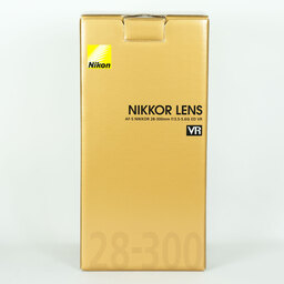Nikon AF-S NIKKOR 28-300mm f/3.5-5.6G ED VR