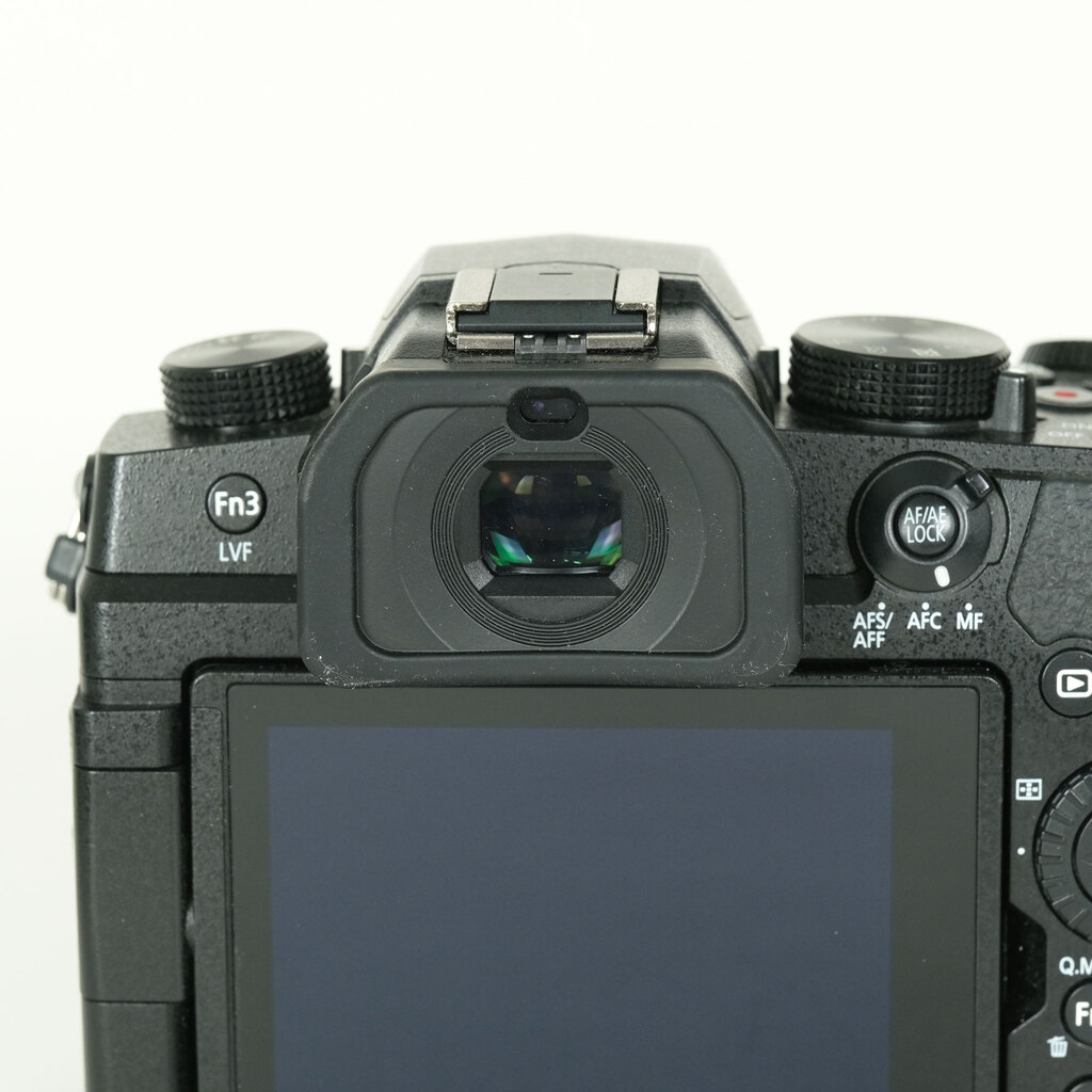 Panasonic LUMIX DC-G99 Panasonic LUMIX DC-G99