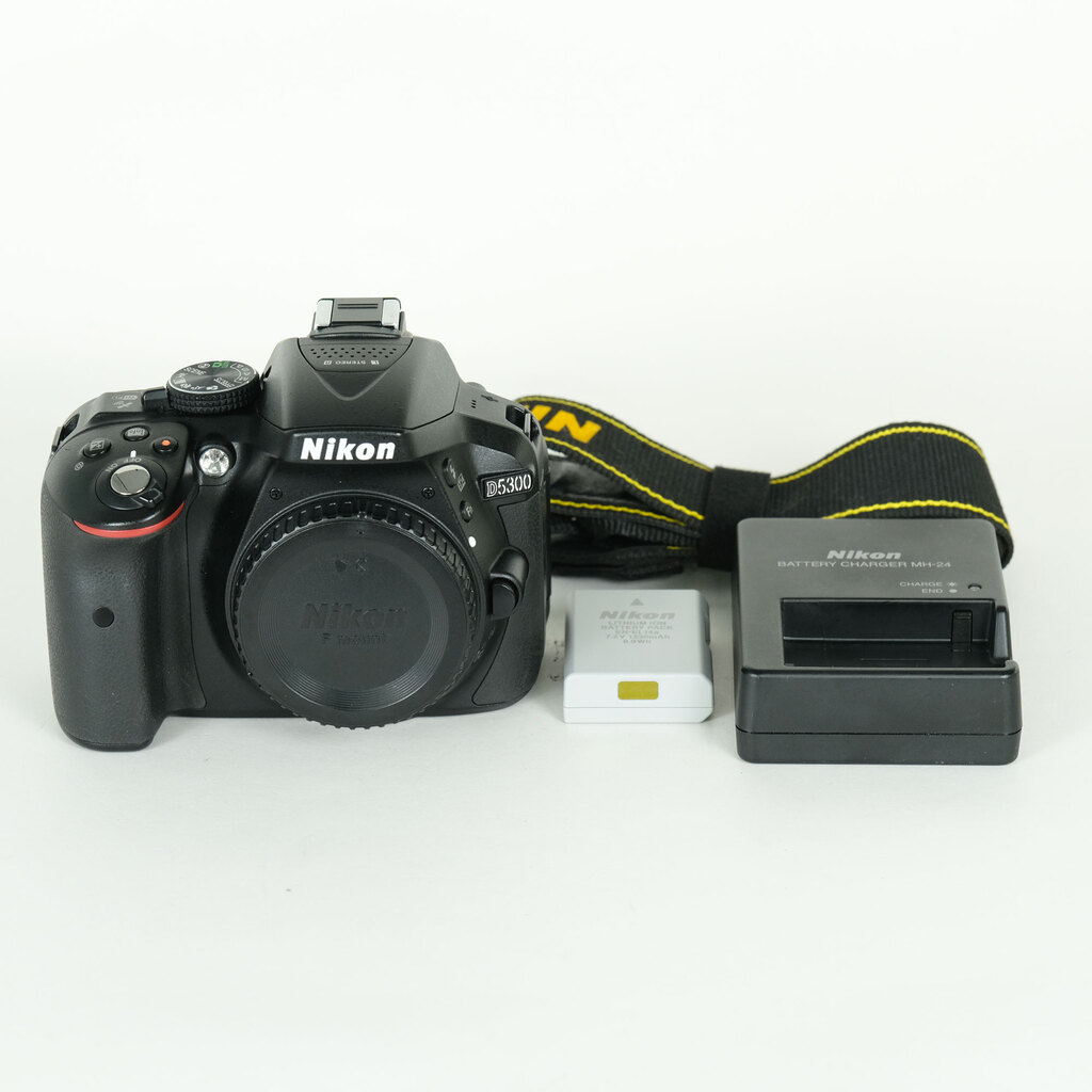 Nikon D5300 Nikon D5300
