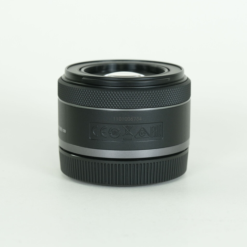 Canon RF50mm F1.8 STM Canon RF50mm F1.8 STM