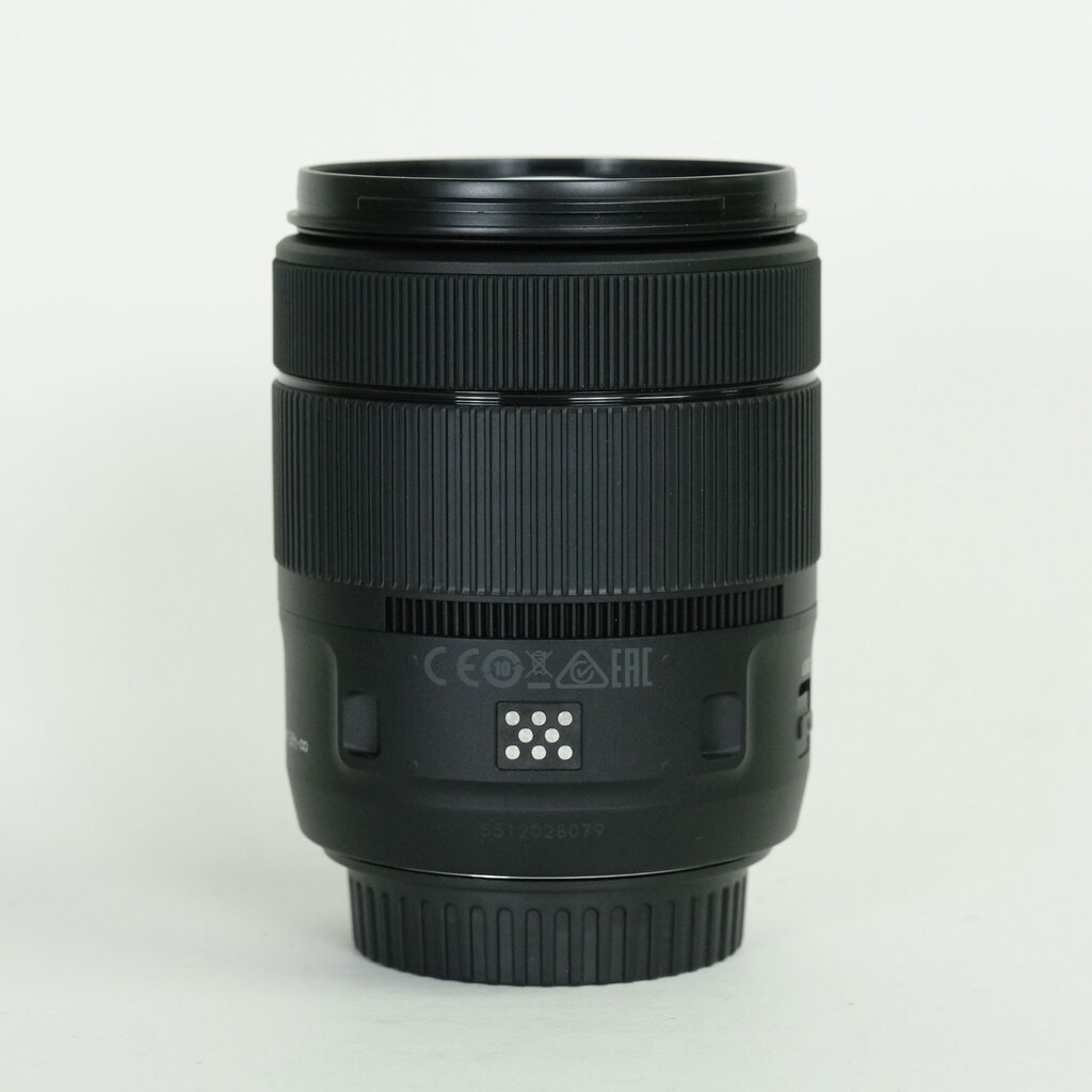 Canon EF-S18-135mm F3.5-5.6 IS USM Canon EF-S18-135mm F3.5-5.6 IS USM