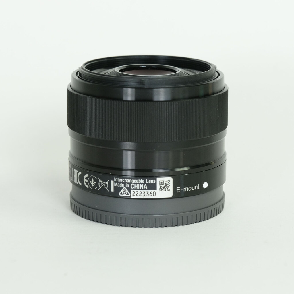 SONY E 35mm F1.8 OSS SEL35F18