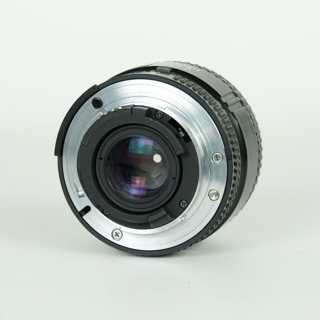 Nikon Ai AF Nikkor 24mm F2.8D