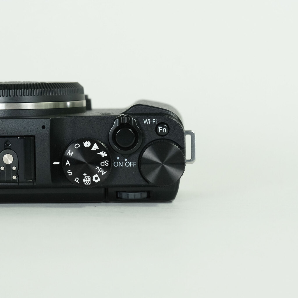 FUJIFILM X-M1 ボディ ブラック