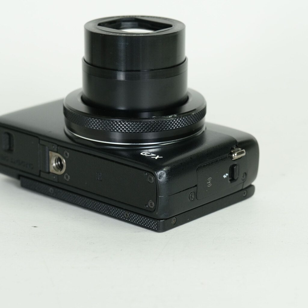 Canon PowerShot G7X