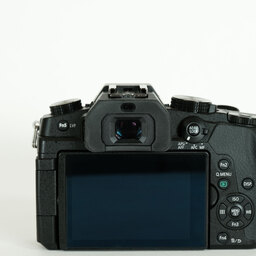 Panasonic LUMIX DMC-G8 Panasonic LUMIX DMC-G8