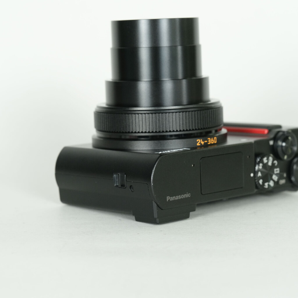 Panasonic LUMIX DC-TX2D ブラック