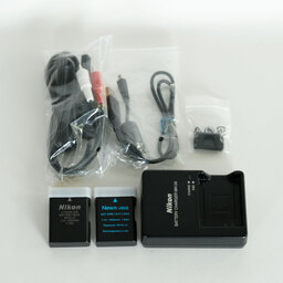 Nikon D5200 ボディ レッド Nikon D5200 ボディ レッド