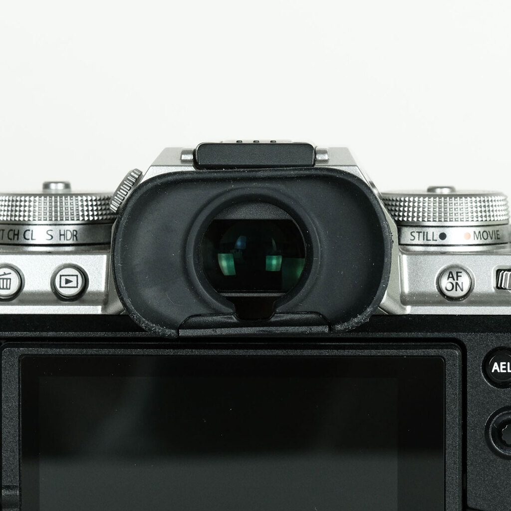 FUJIFILM X-T4 FUJIFILM X-T4