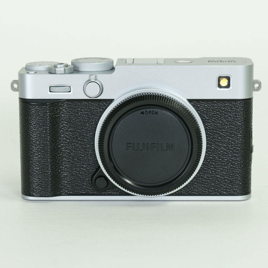 FUJIFILM X-E5